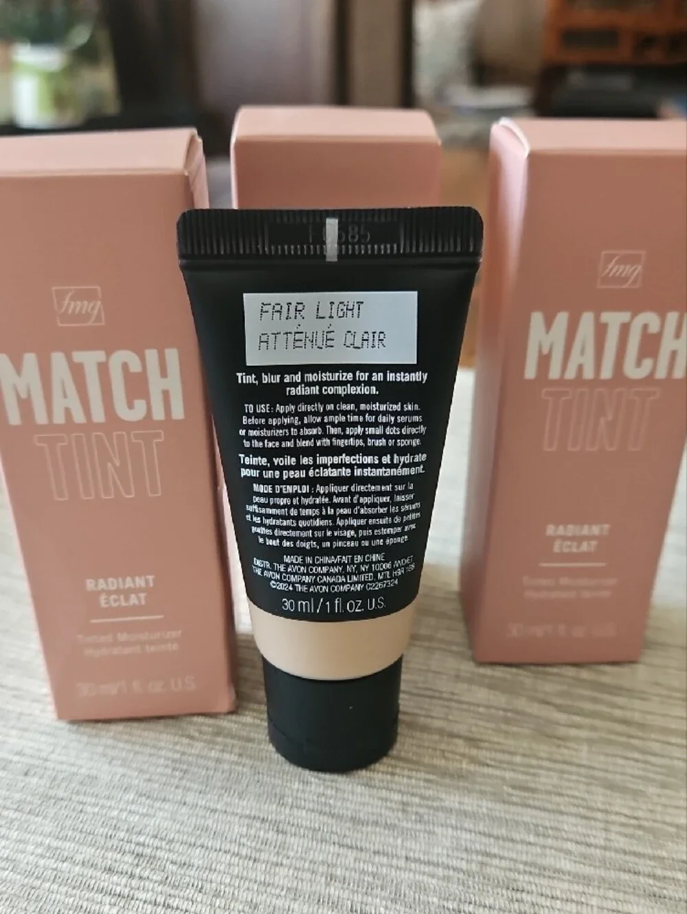 FMG Avon hydrating tinted